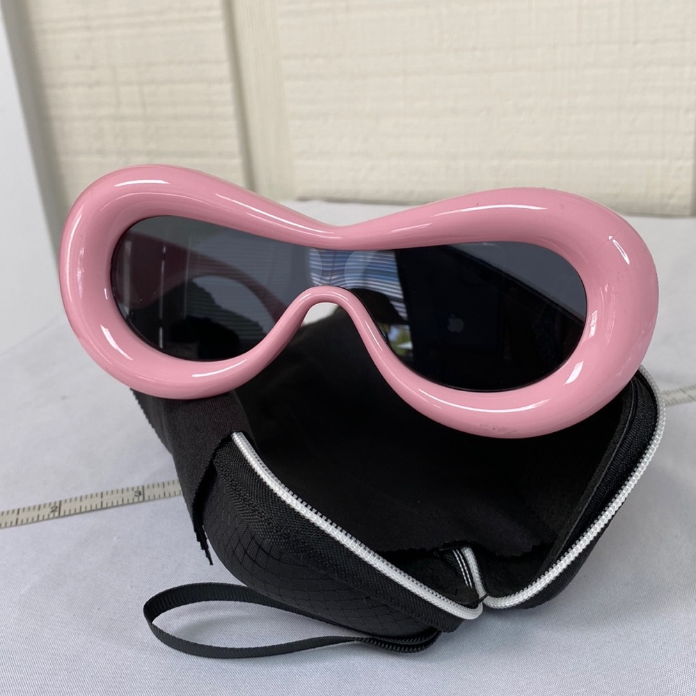 Baby pink balloon style trendy fashion sunglasses